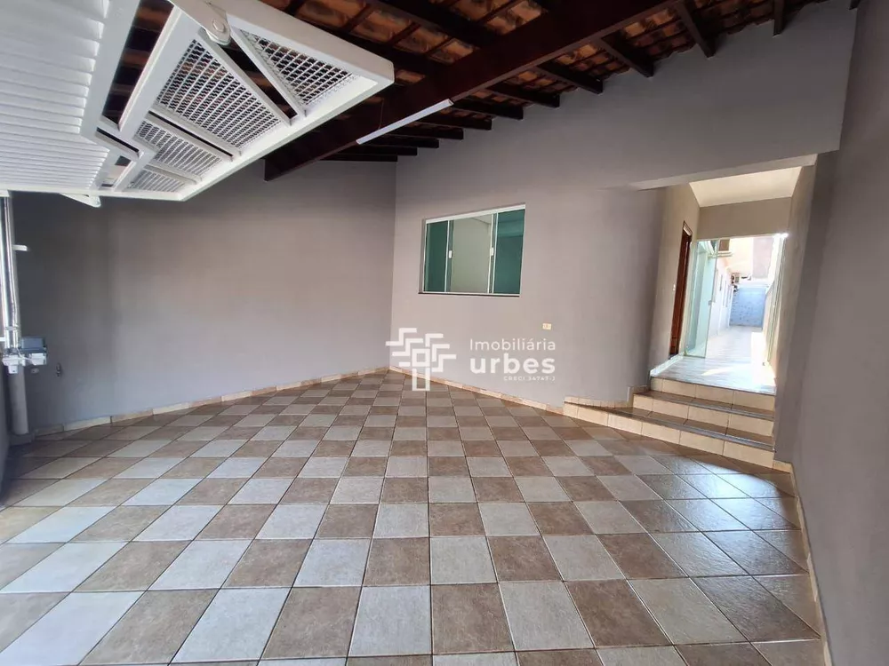 Casa à venda com 3 quartos, 140m² - Foto 2