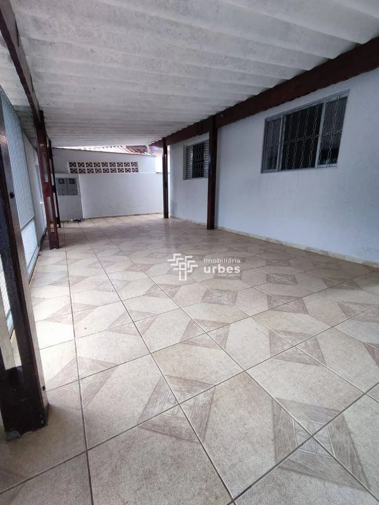 Casa, 3 quartos, 132 m² - Foto 2