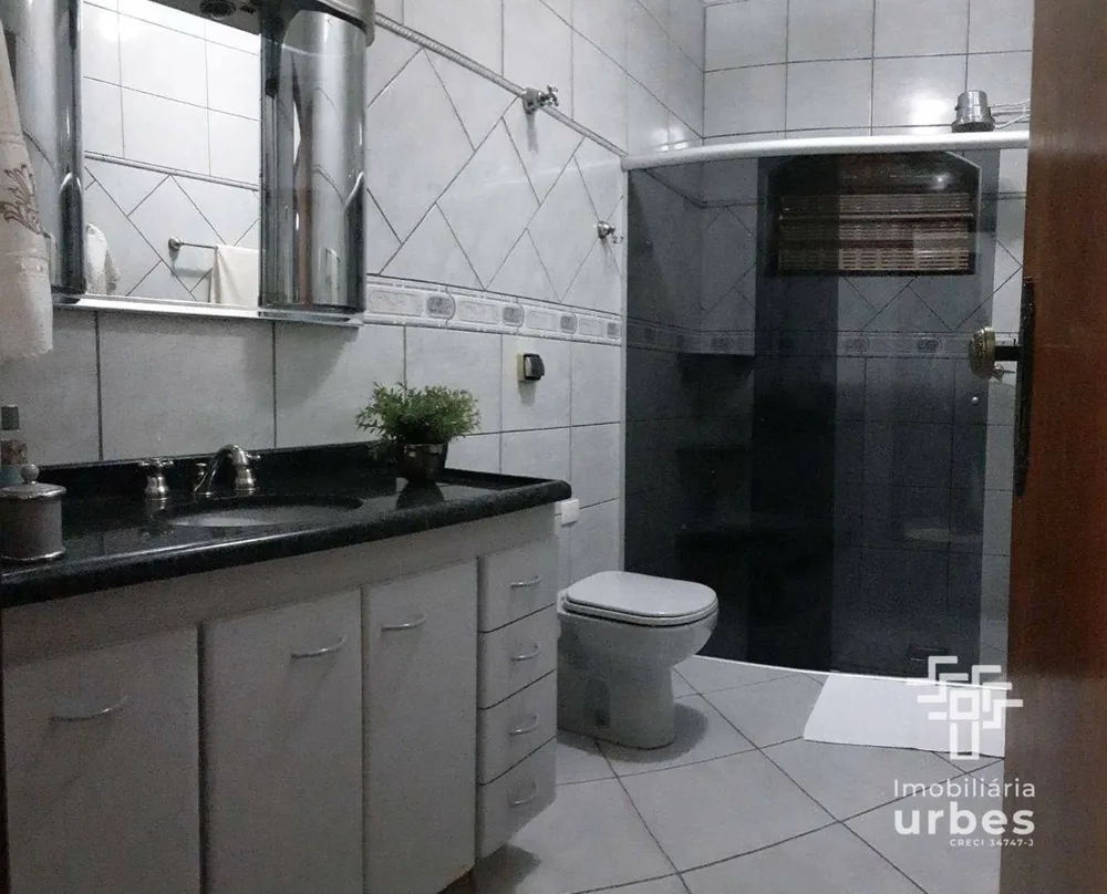 Casa, 3 quartos, 217 m² - Foto 8
