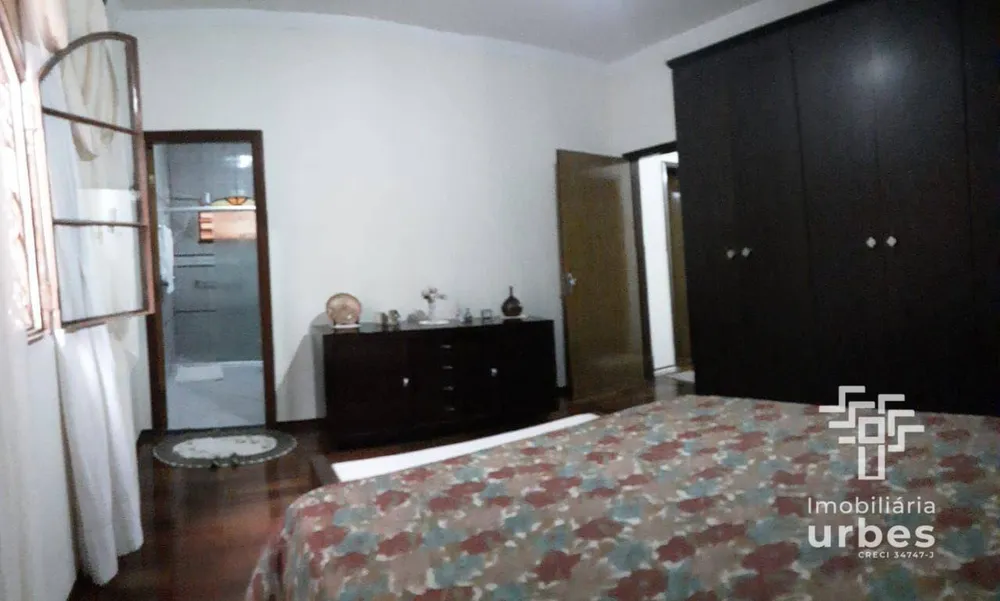 Casa, 3 quartos, 217 m² - Foto 5