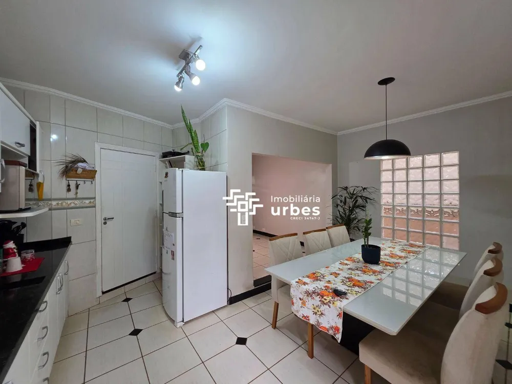 Casa, 3 quartos, 201 m² - Foto 5
