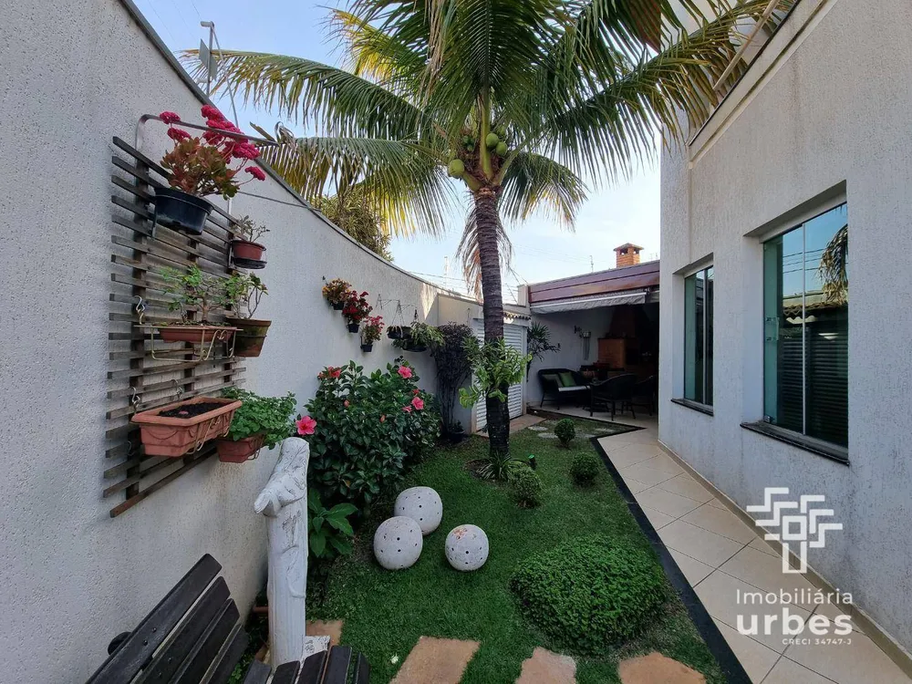 Casa, 3 quartos, 198 m² - Foto 3