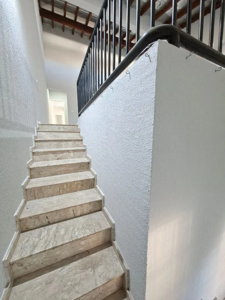 Casa, 3 quartos, 236 m² - Foto 1
