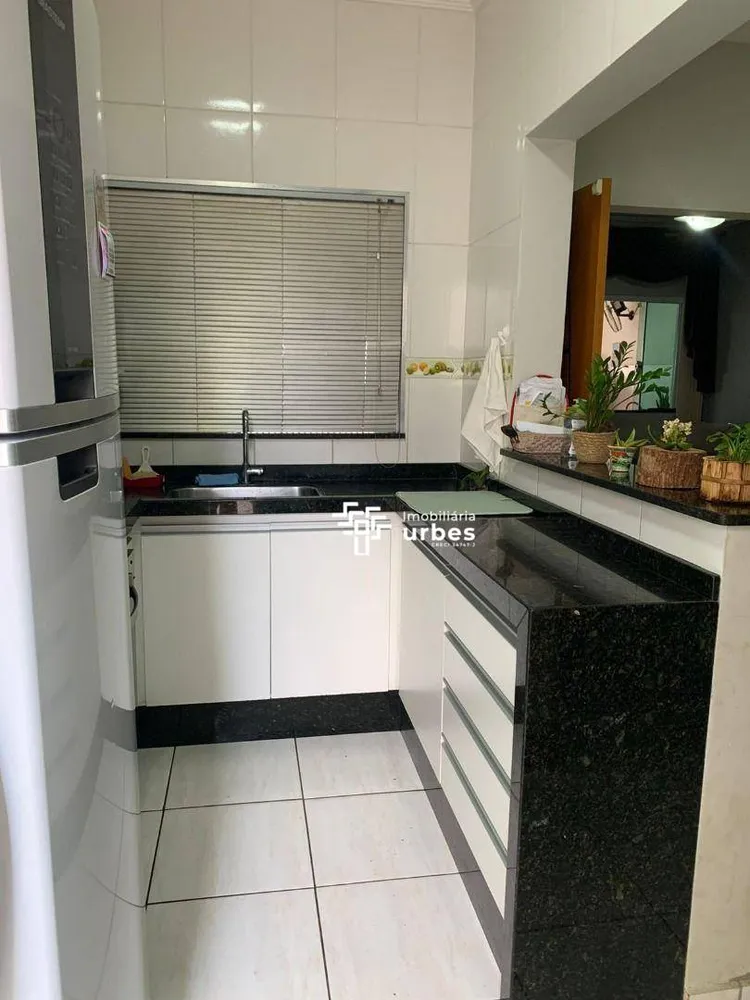Casa, 3 quartos, 131 m² - Foto 5