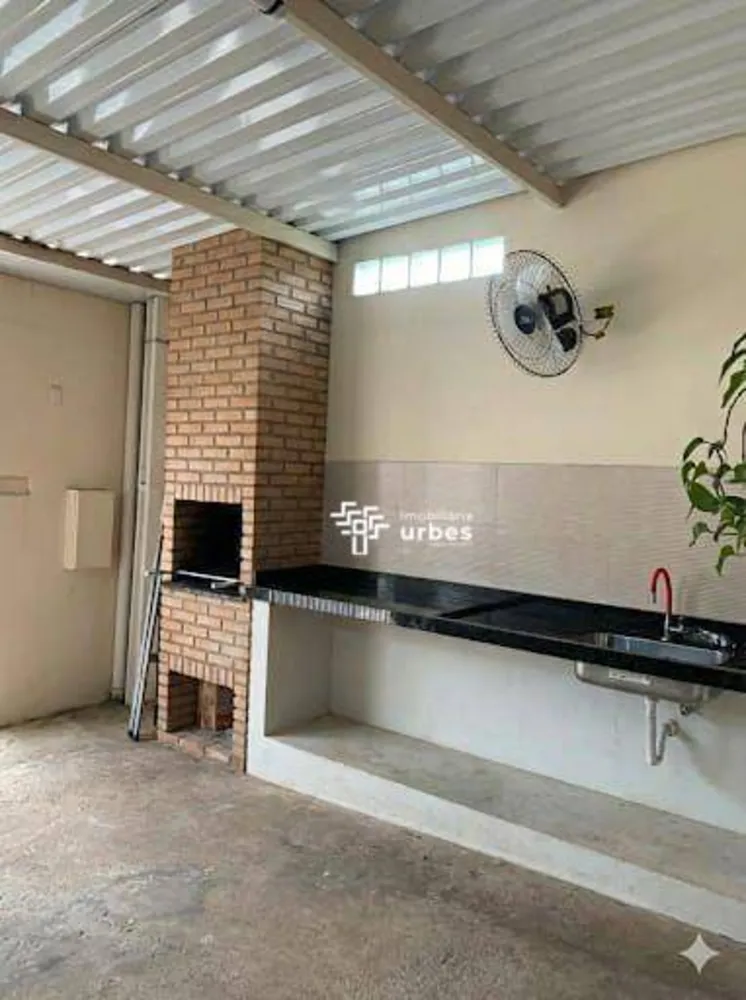 Casa, 3 quartos, 131 m² - Foto 1