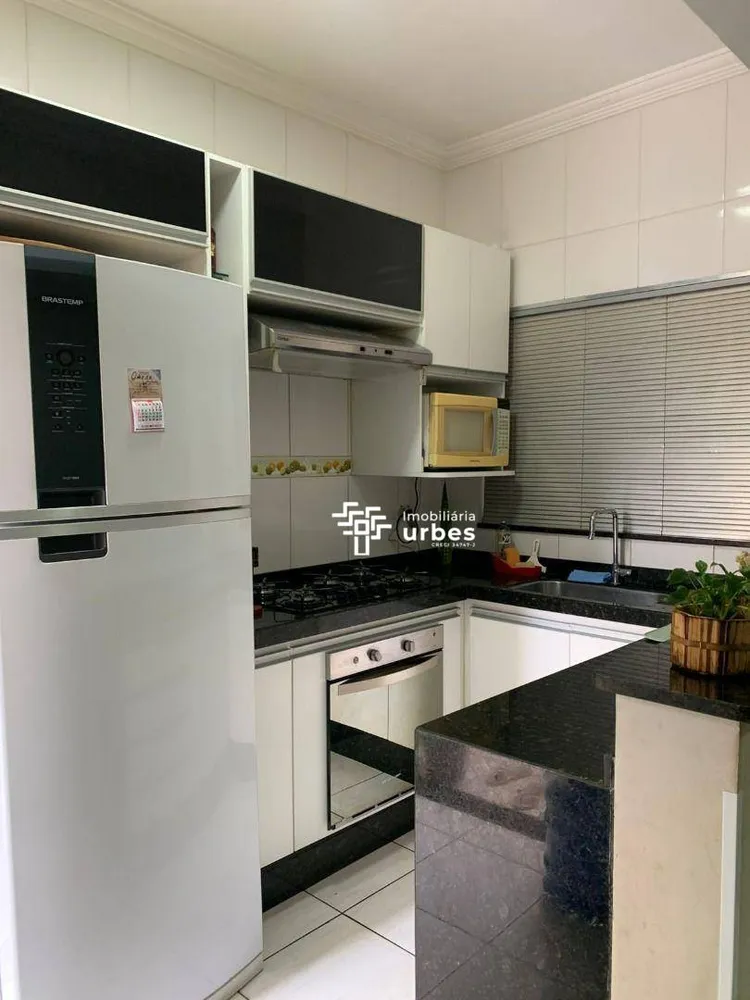 Casa, 3 quartos, 131 m² - Foto 4