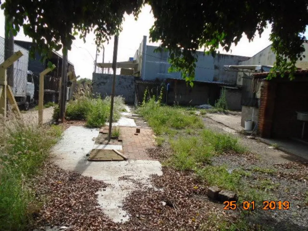 Terreno, 299 m² - Foto 1