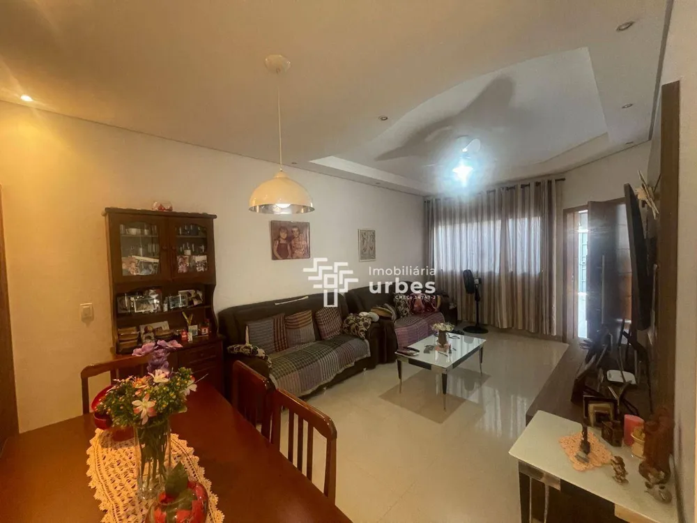 Casa, 3 quartos, 95 m² - Foto 2