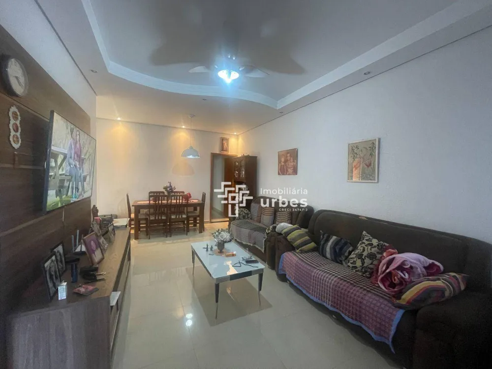 Casa, 3 quartos, 95 m² - Foto 1