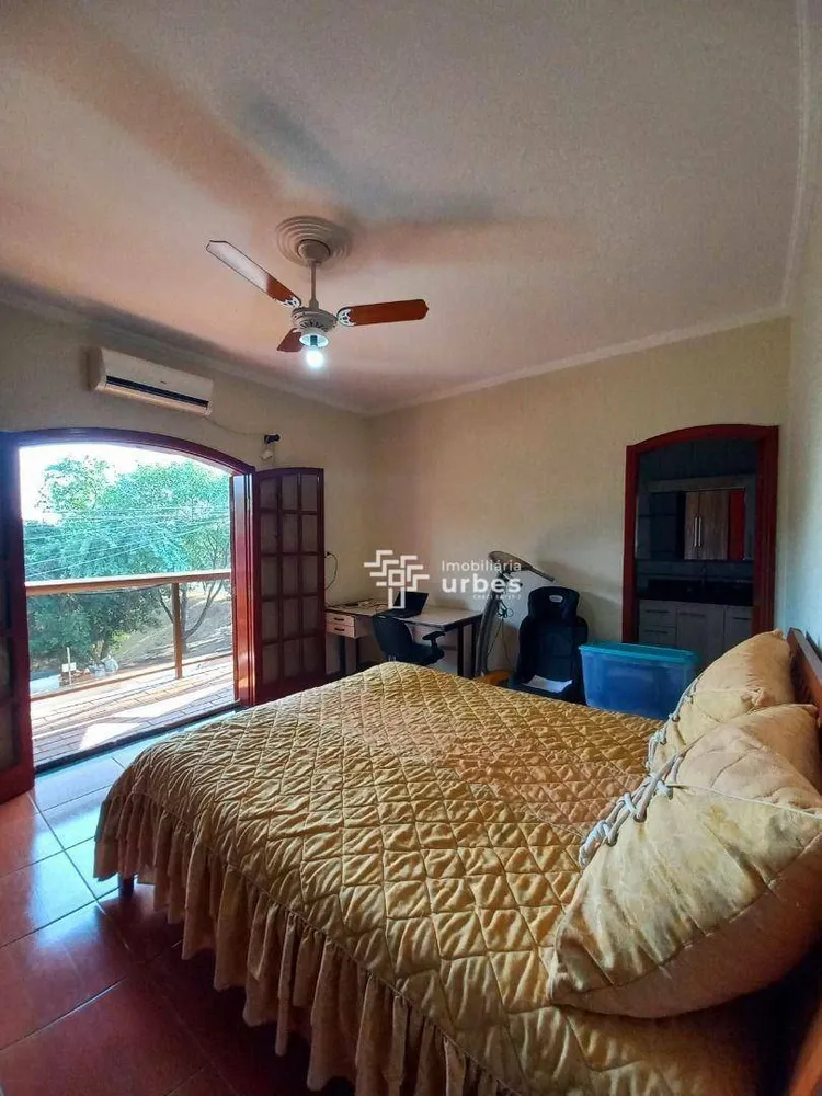 Casa, 3 quartos, 191 m² - Foto 6