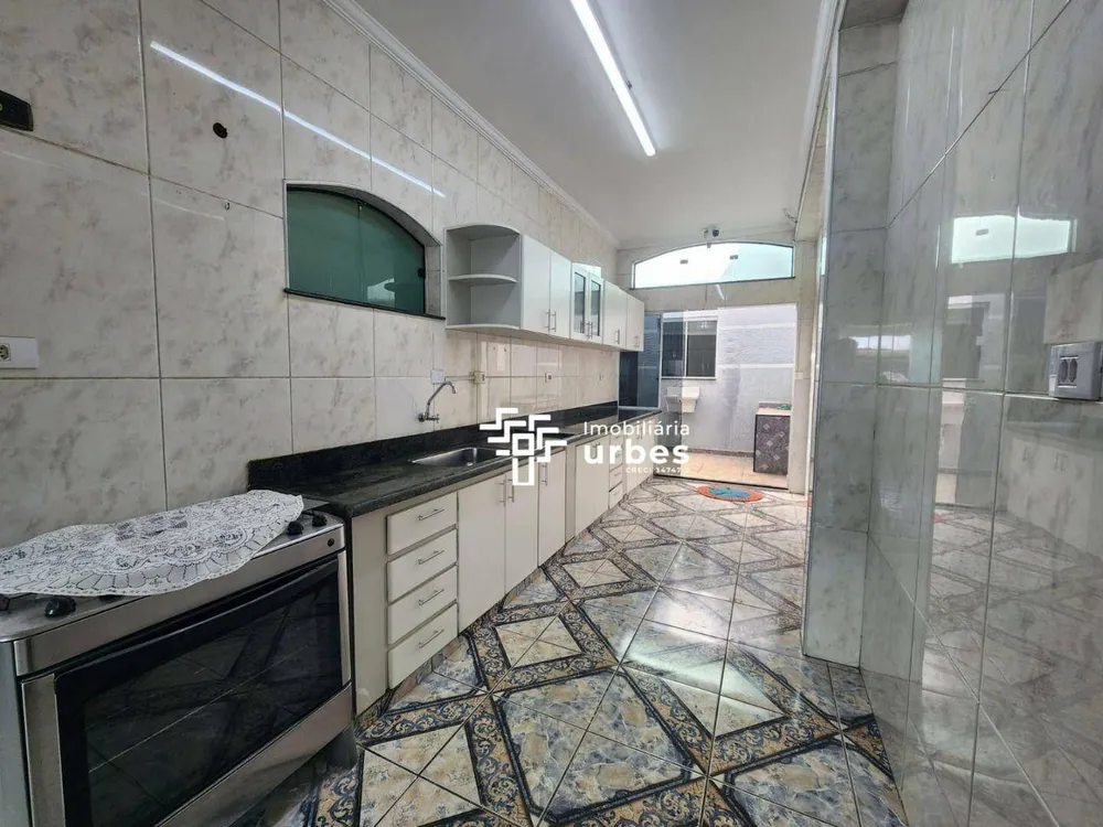 Casa, 6 quartos, 280 m² - Foto 4