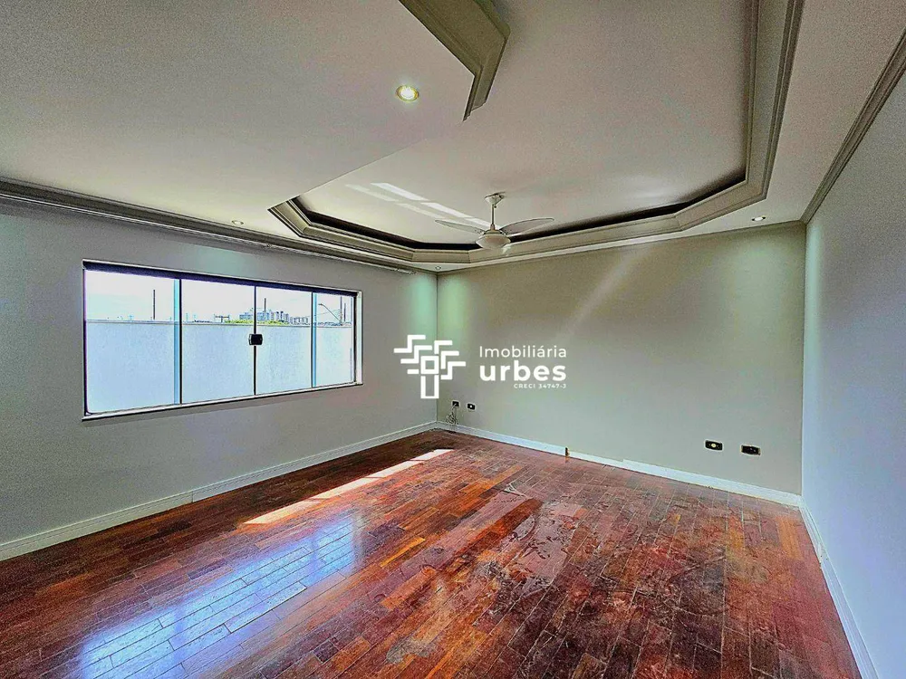 Casa, 6 quartos, 280 m² - Foto 1