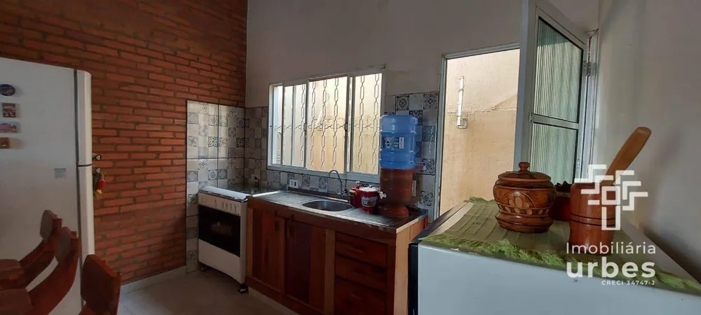 Casa, 3 quartos, 130 m² - Foto 2