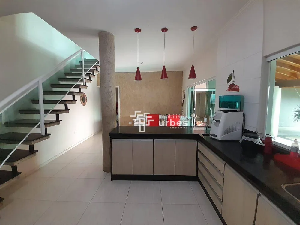 Casa, 4 quartos, 252 m² - Foto 6