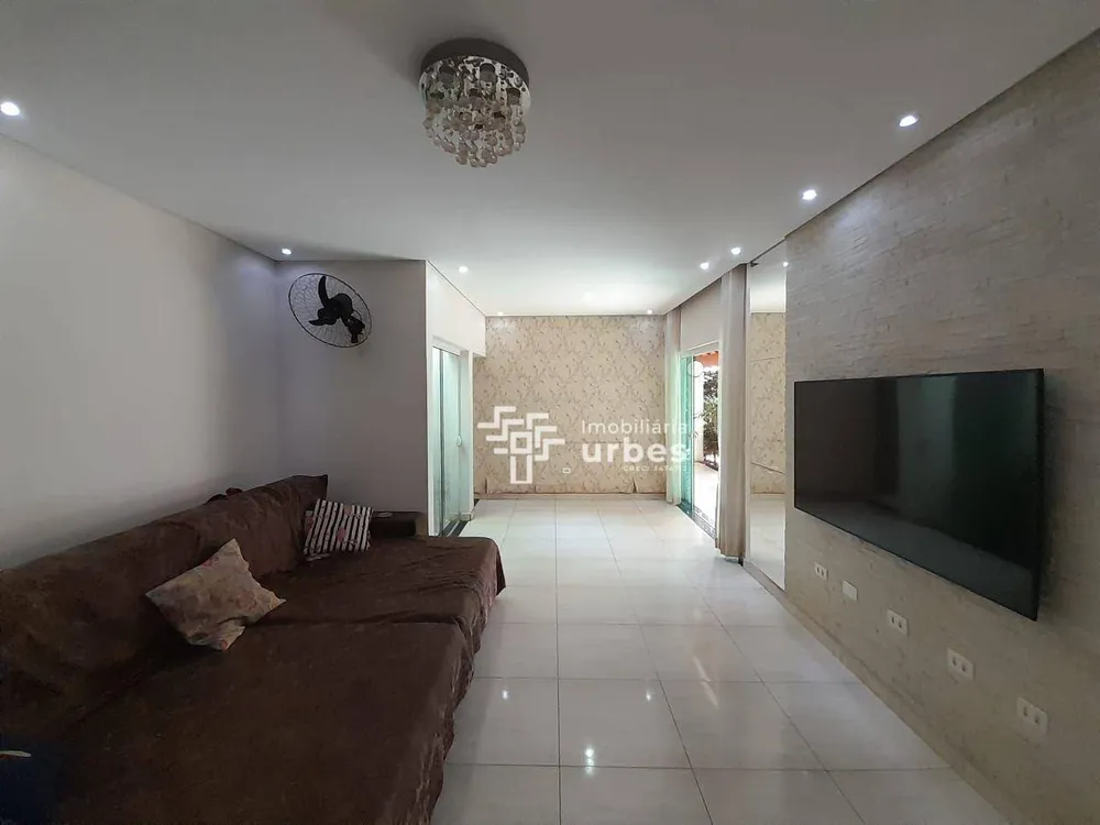 Casa, 4 quartos, 252 m² - Foto 3