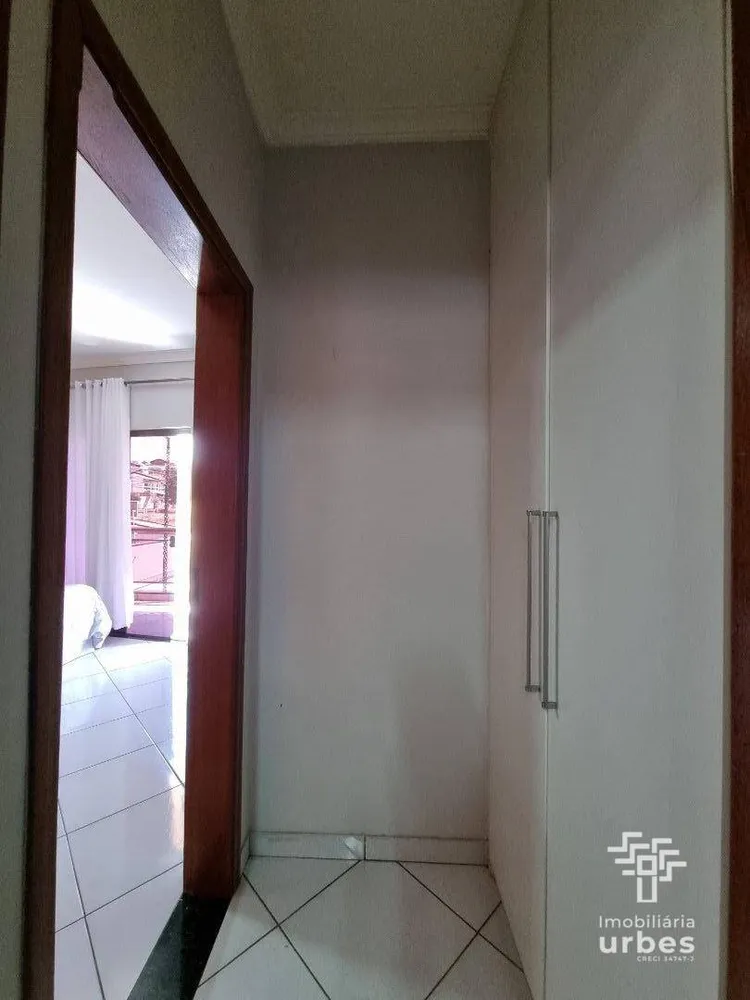 Casa, 3 quartos, 173 m² - Foto 4