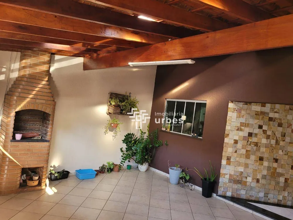 Casa, 3 quartos, 132 m² - Foto 1