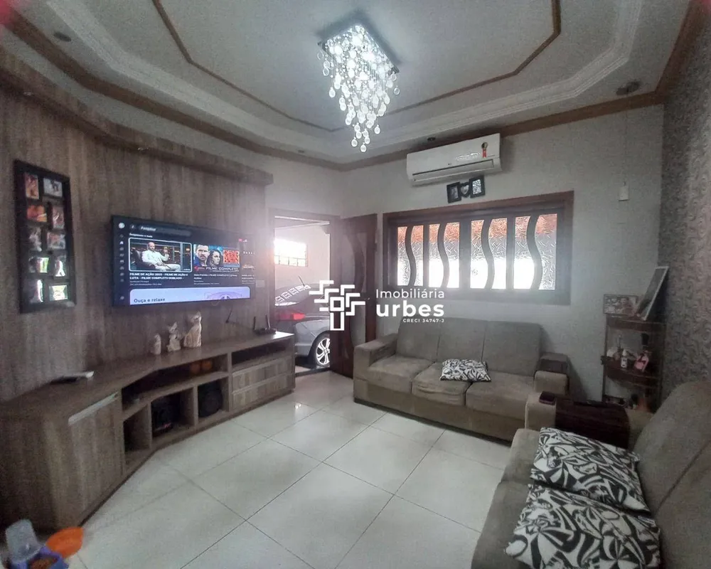 Casa, 3 quartos, 195 m² - Foto 2