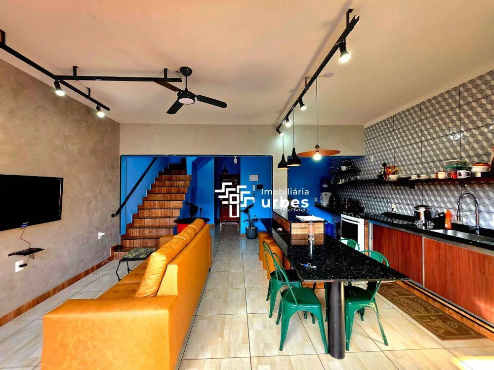 Casa, 2 quartos, 177 m² - Foto 3
