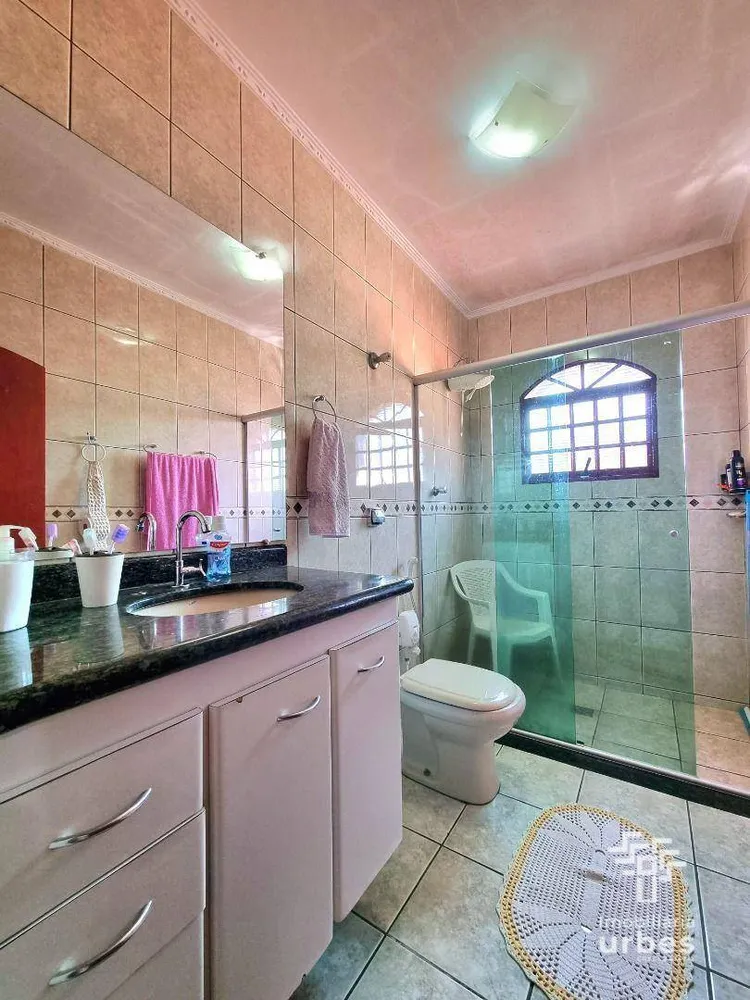 Casa, 3 quartos, 214 m² - Foto 18