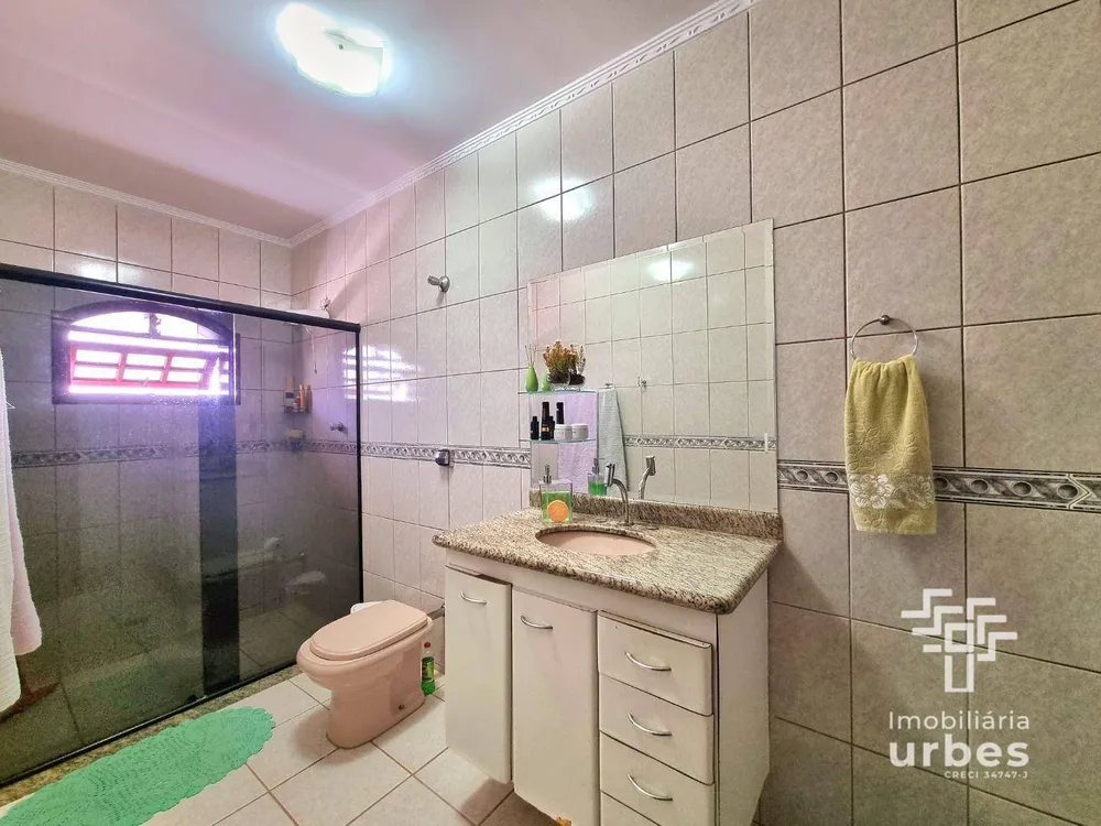 Casa, 3 quartos, 214 m² - Foto 16