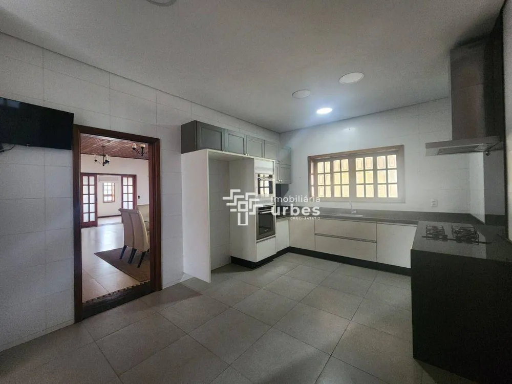 Casa, 4 quartos, 310 m² - Foto 4