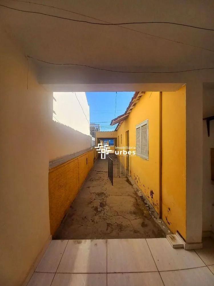 Casa, 4 quartos, 186 m² - Foto 1