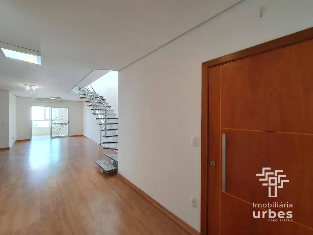 Apartamento, 3 quartos, 256 m² - Foto 2
