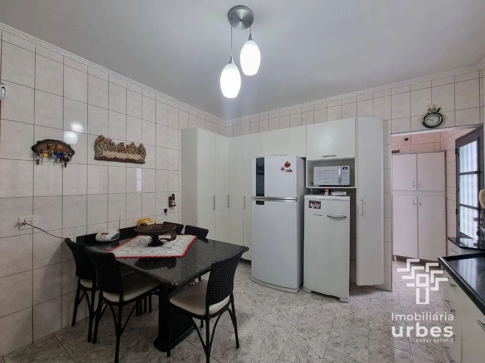 Casa, 3 quartos, 175 m² - Foto 9