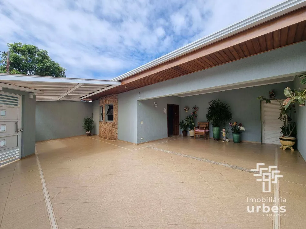 Casa, 3 quartos, 175 m² - Foto 1