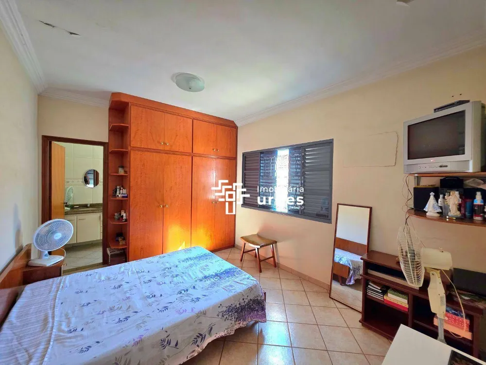 Casa, 3 quartos, 183 m² - Foto 9
