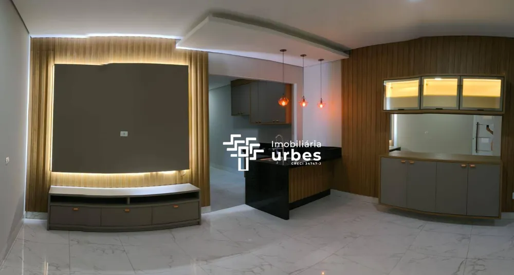Casa, 3 quartos, 131 m² - Foto 1