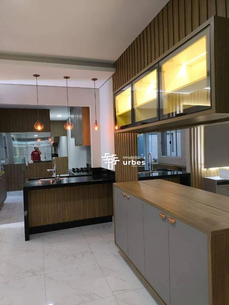 Casa, 3 quartos, 131 m² - Foto 4