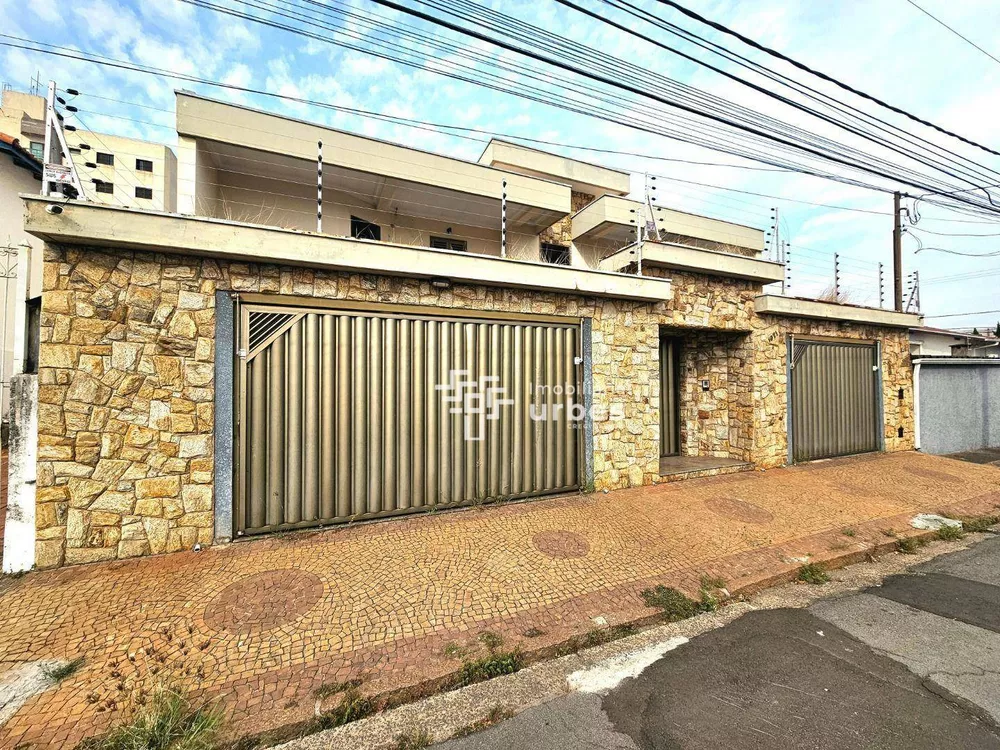 Casa à venda com 3 quartos, 494m² - Foto 4