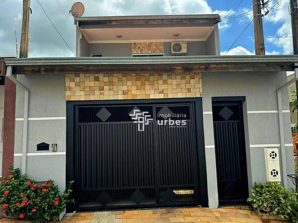 Casa, 3 quartos, 173 m² - Foto 1