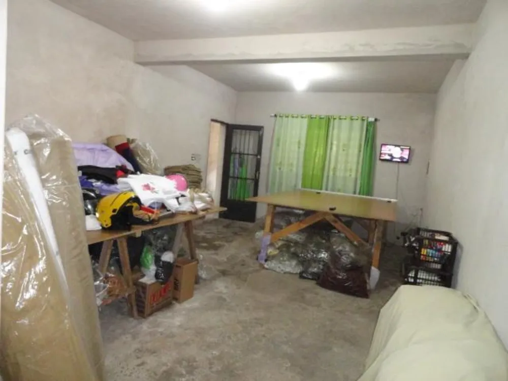 Casa, 3 quartos, 230 m² - Foto 1