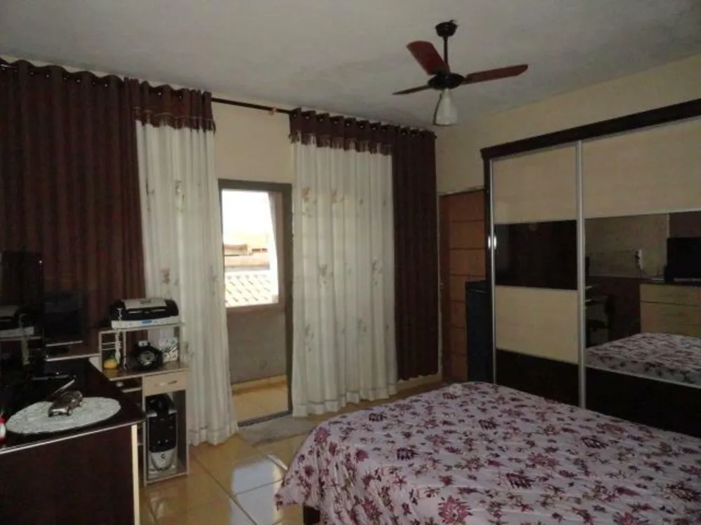 Casa, 3 quartos, 230 m² - Foto 6