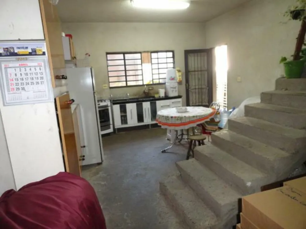 Casa, 3 quartos, 230 m² - Foto 2