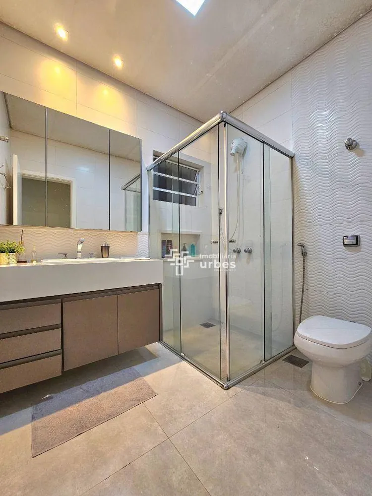Casa, 3 quartos, 231 m² - Foto 4
