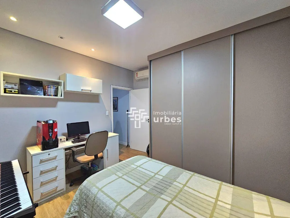 Casa, 3 quartos, 231 m² - Foto 8