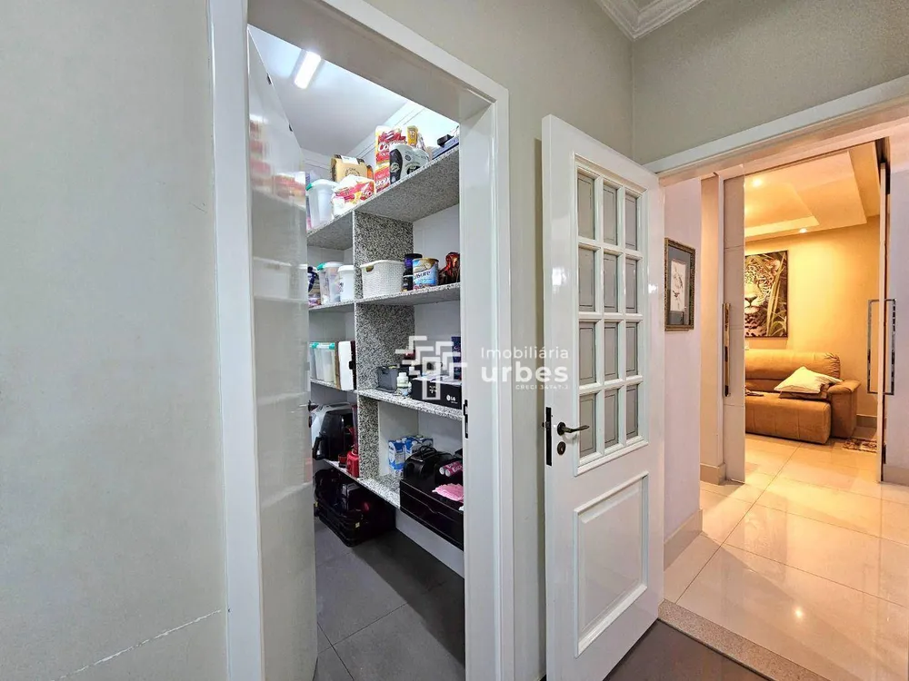 Casa, 3 quartos, 231 m² - Foto 10