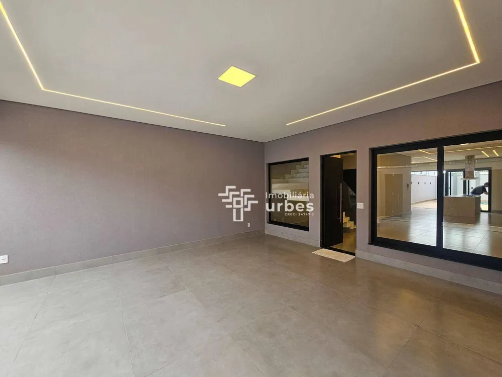 Casa, 3 quartos, 220 m² - Foto 3