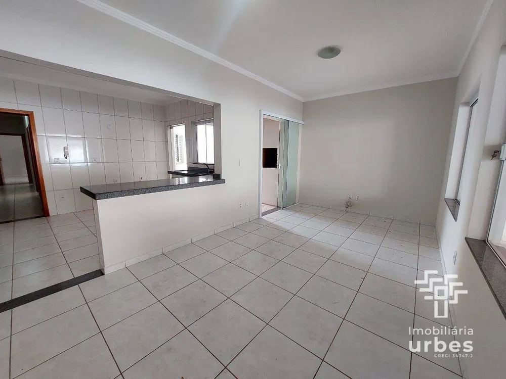 Casa, 3 quartos, 117 m² - Foto 2