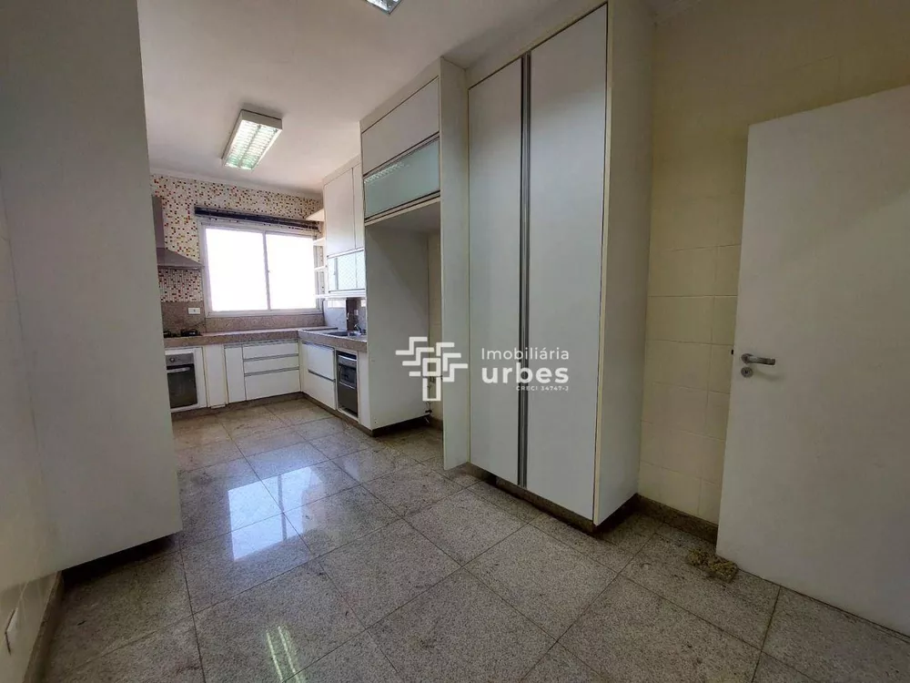 Apartamento à venda com 3 quartos, 105m² - Foto 2