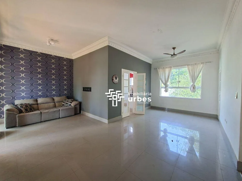 Casa, 2 quartos, 212 m² - Foto 1