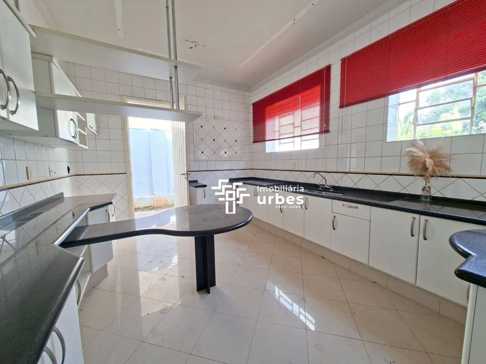 Casa, 2 quartos, 212 m² - Foto 5