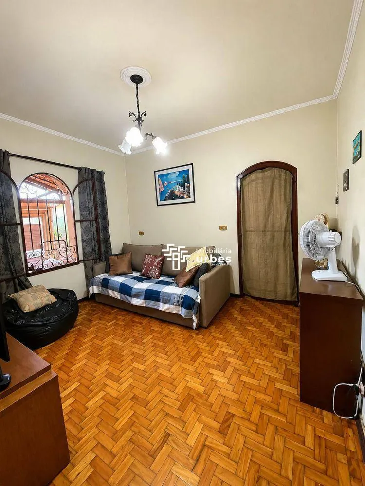 Casa, 4 quartos, 176 m² - Foto 2