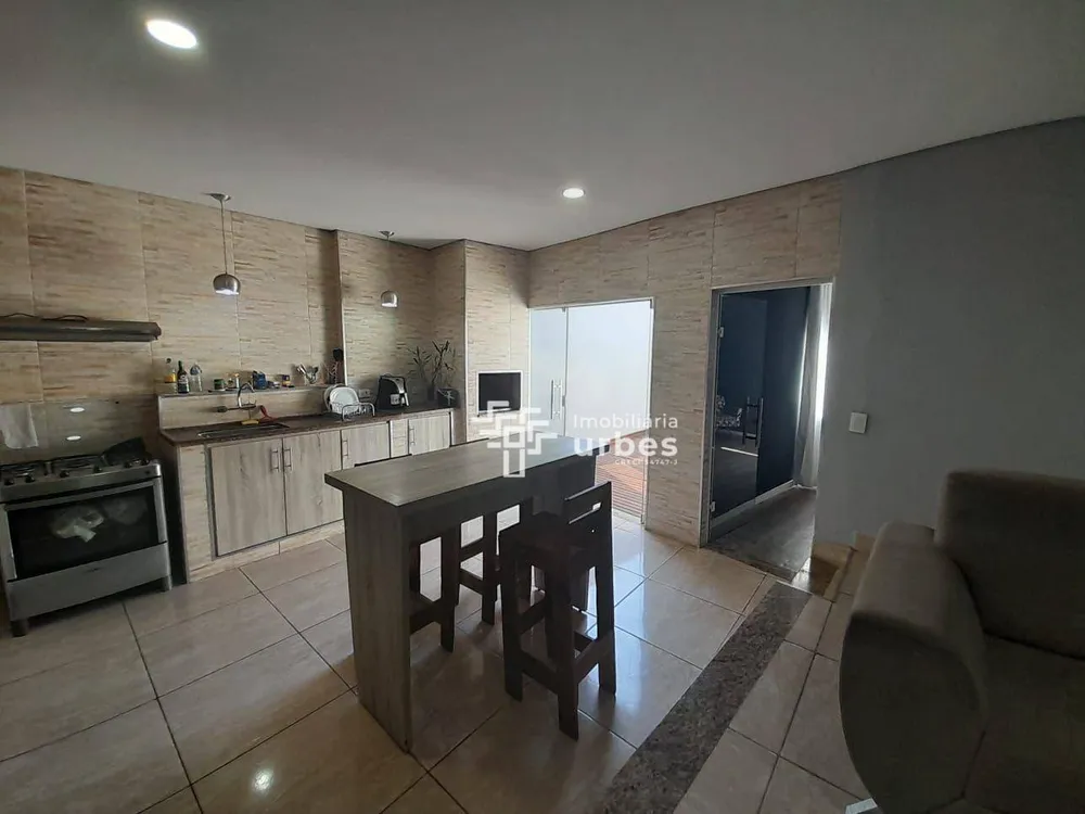 Casa, 2 quartos, 156 m² - Foto 2