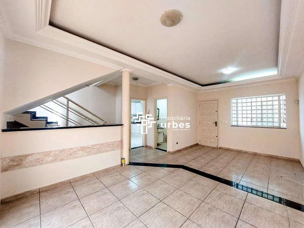 Casa, 3 quartos, 158 m² - Foto 2