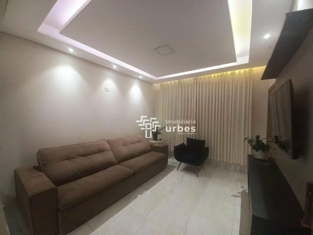 Casa, 3 quartos, 142 m² - Foto 1